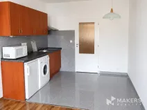 Pronájem bytu 1+kk, Praha - Vysočany, Freyova, 23 m2