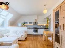 Pronájem bytu 2+kk, Praha - Bubeneč, Zelená, 52 m2