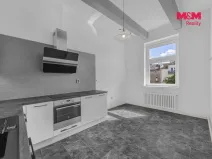 Prodej bytu 3+1, Hradec Králové, Čelakovského, 88 m2