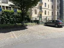 Pronájem garážového stání, Praha - Vinohrady, Šafaříkova, 12 m2