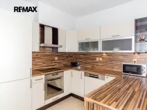 Pronájem bytu 2+kk, Praha - Pitkovice, Pečárková, 52 m2