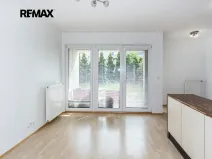 Pronájem bytu 2+kk, Praha - Pitkovice, Pečárková, 52 m2