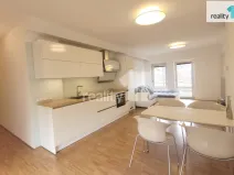 Pronájem bytu 2+kk, Praha - Žižkov, Prokopova, 66 m2