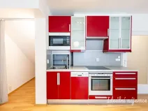 Pronájem bytu 1+kk, Praha - Vysočany, Skloněná, 44 m2