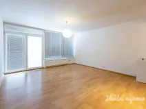 Pronájem bytu 1+kk, Praha - Vysočany, Skloněná, 44 m2