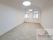 Pronájem bytu 1+kk, Praha - Vinohrady, Máchova, 35 m2