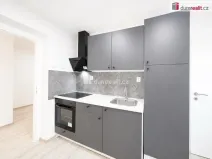 Pronájem bytu 2+1, Teplice, Třebízského, 75 m2