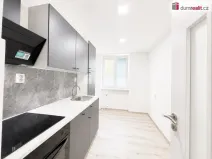 Pronájem bytu 2+1, Teplice, Třebízského, 75 m2