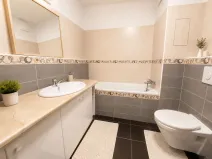Pronájem bytu 2+kk, Praha - Vysočany, Sousedíkova, 60 m2