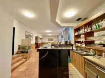 Pronájem restaurace, Praha - Střešovice, Hládkov, 100 m2