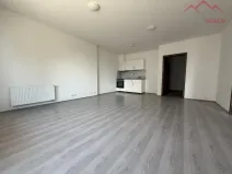 Pronájem bytu 2+kk, Chomutov, Žižkovo náměstí, 50 m2