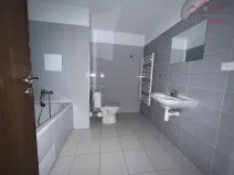 Pronájem bytu 2+kk, Chomutov, Žižkovo náměstí, 50 m2
