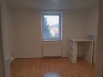 Pronájem bytu 1+kk, Ústí nad Labem - Krásné Březno, 1. máje, 26 m2