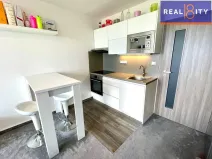 Pronájem bytu 2+kk, Praha, Suchý vršek, 46 m2