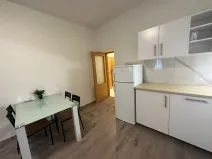 Pronájem bytu 2+kk, Praha - Libeň, Na Dědince, 45 m2