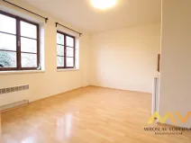 Pronájem bytu 1+kk, Hradec Králové, Dlouhá, 28 m2
