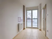 Pronájem bytu 1+kk, Jindřichův Hradec - Jindřichův Hradec III, sídliště Vajgar, 25 m2
