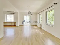 Prodej bytu 3+1, Praha, Podolská, 86 m2