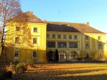 Prodej činžovního domu, Batelov, náměstí Míru, 2200 m2