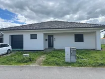 Prodej rodinného domu, Hevlín, 135 m2