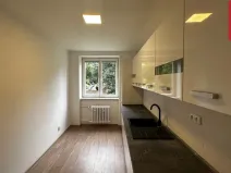 Pronájem bytu 2+1, Opava, Krnovská, 65 m2