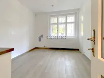 Pronájem bytu 2+kk, Praha, Velvarská, 38 m2