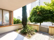 Pronájem bytu 1+kk, Praha - Dejvice, Máslova, 34 m2