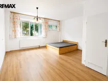 Pronájem bytu 1+1, Praha - Libeň, U školičky, 48 m2