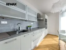 Pronájem bytu 2+kk, Praha - Žižkov, Ke kapslovně, 70 m2