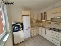 Pronájem bytu 1+1, Rosice, Komenského náměstí, 31 m2