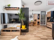 Prodej bytu 2+kk, Praha, Oty Bubeníčka, 57 m2