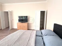 Pronájem bytu 2+kk, Karlovy Vary, Poděbradská, 61 m2