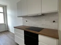 Pronájem bytu 2+kk, Praha - Nusle, Jaromírova, 43 m2