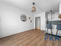 Pronájem bytu 1+kk, Praha - Háje, Hlavatého, 27 m2