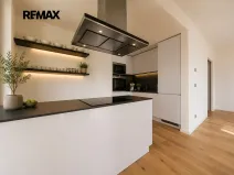 Prodej bytu 3+kk, Praha - Libeň, Menclova, 101 m2
