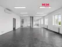 Pronájem kanceláře, Pletený Újezd, Družstevní, 451 m2