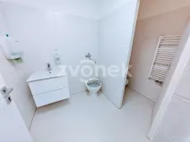 Pronájem obchodního prostoru, Zlín, Rašínova, 107 m2