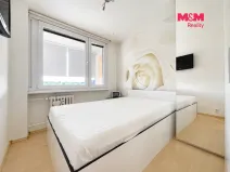 Pronájem bytu 2+kk, Praha - Prosek, Vysočanská, 37 m2