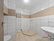 Pronájem bytu 2+kk, Sadová, 43 m2