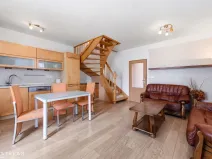 Prodej bytu 3+kk, Nezamyslice, Trávníky, 74 m2