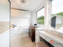Pronájem bytu 1+kk, Praha - Střešovice, Na Petynce, 38 m2