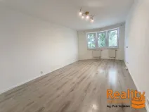 Pronájem bytu 2+1, Otrokovice, Školní, 56 m2