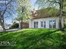 Prodej rodinného domu, Praha - Lipence, Na Bambouzku, 308 m2
