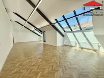 Pronájem kanceláře, Brno, Moravské náměstí, 196 m2