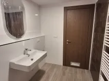Pronájem bytu 2+kk, Teplice, Novoveská, 52 m2