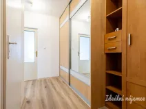 Pronájem bytu 3+1, Praha, V předpolí, 80 m2