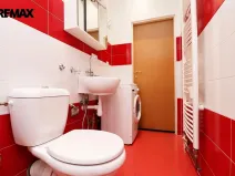 Prodej bytu 2+kk, Karlovy Vary, Vítězná, 39 m2