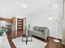 Prodej bytu 2+kk, Praha - Kobylisy, Famfulíkova, 43 m2