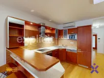 Pronájem bytu 2+kk, Uherský Brod, Masarykovo nám., 80 m2