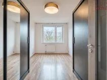 Pronájem bytu 2+kk, Praha, Drimlova, 43 m2